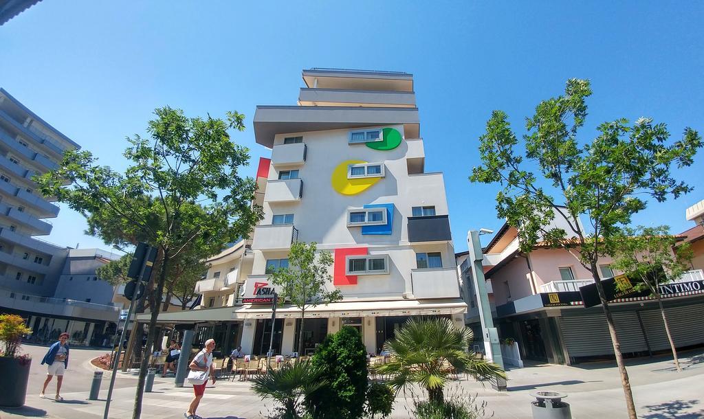 Hotel Pasha Lignano Sabbiadoro Exterior foto